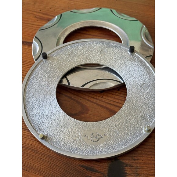 Pair of Lenox Scoop Trivets Solid Aluminum Holloware Cool Design 7.5" Diameter - Picture 10 of 16
